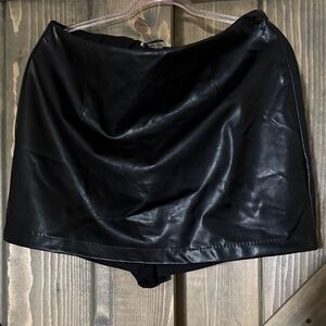 Abercrombie & Fitch Black Mini Skirt